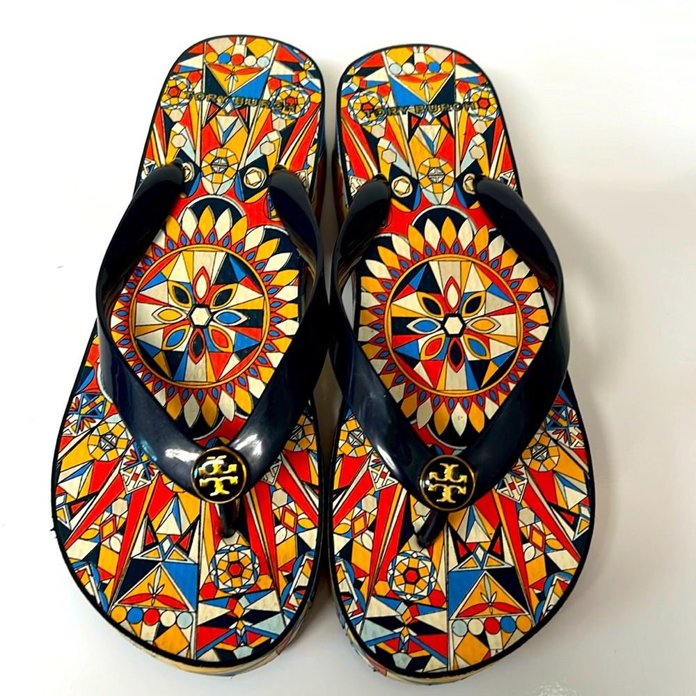 Tory Burch wedge flipflops. Size 6